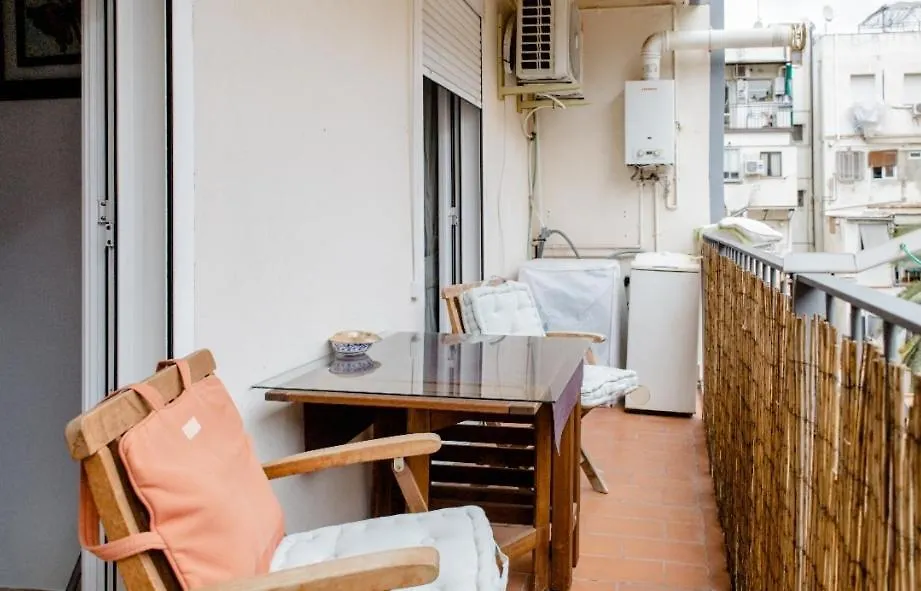 Apartamento Tranquilo Y Del Barrio Apartment Barcelona